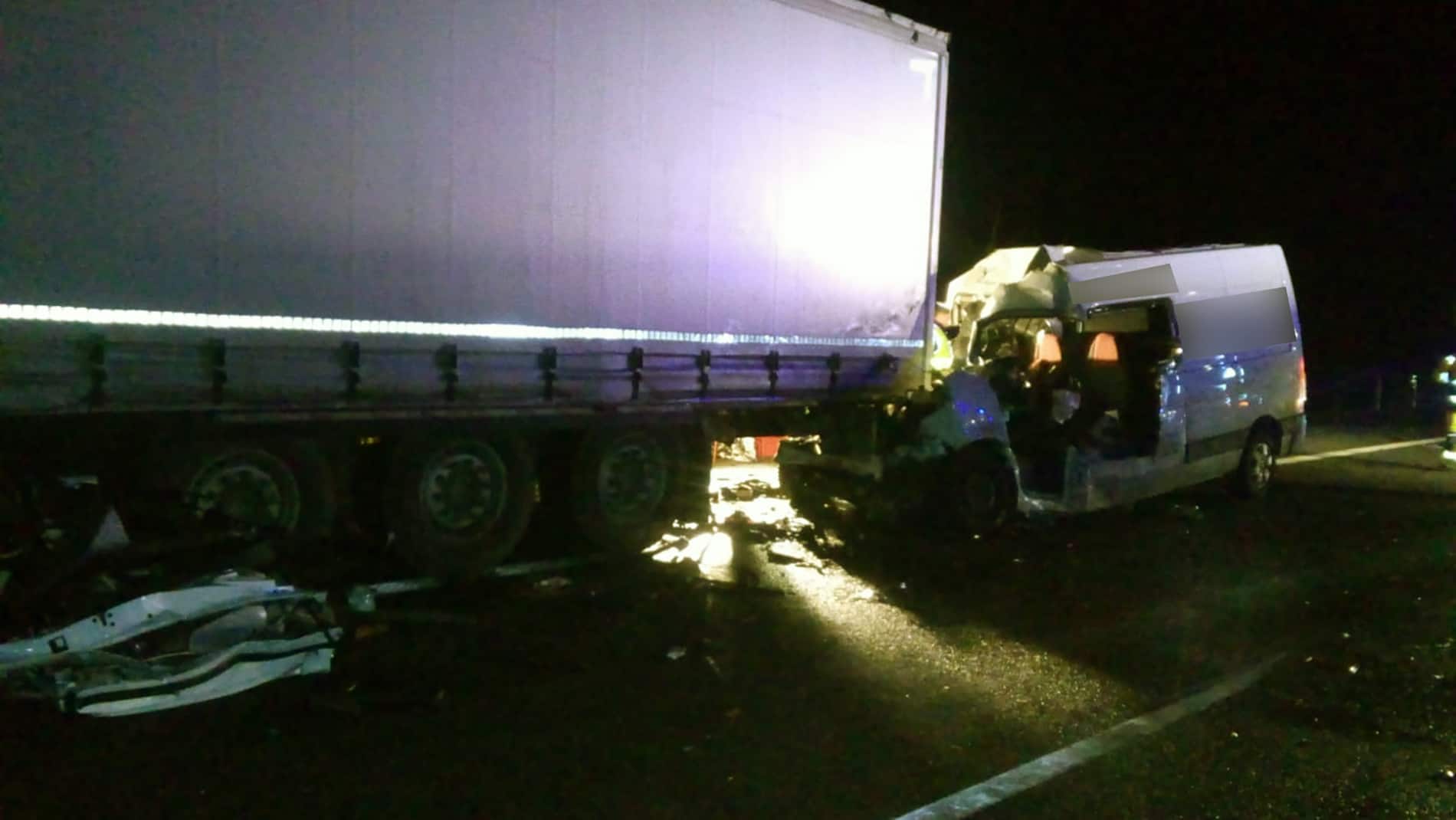 Śmierć na A1 jechała pod prąd - policja szuka kierowcy Opla Astra